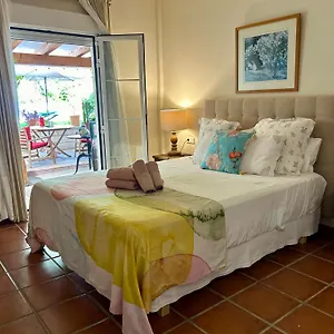 At In Malaga & Solo Travellers Ринкон-де-ла-Викториа